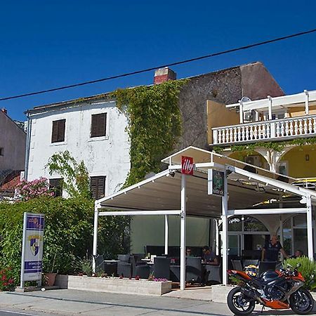 Apartment Carlitos Karlobag Exterior photo
