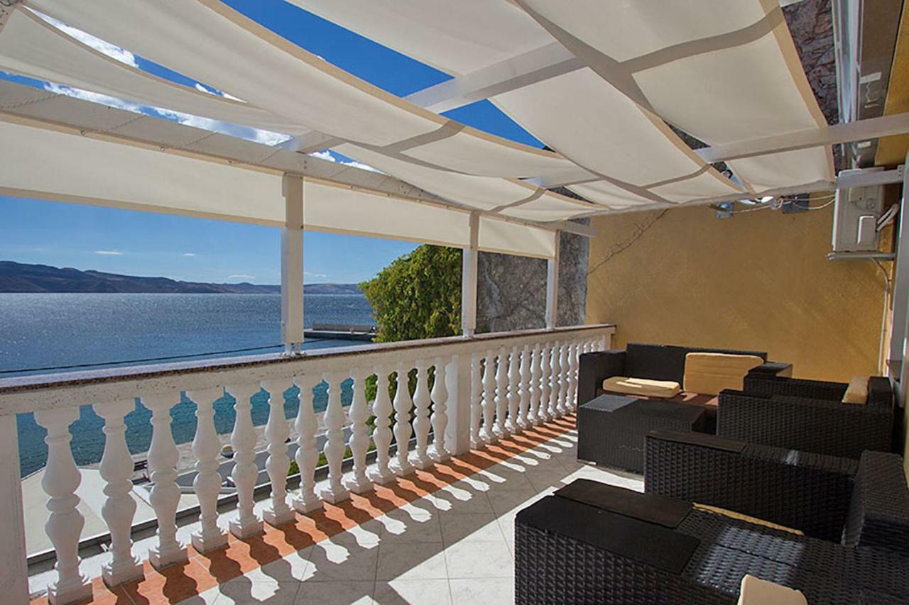 Apartment Carlitos Karlobag Exterior photo